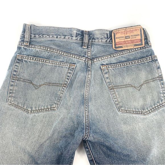 Diesel Industries Y2K boot cut jeans. Made in Italy. women’s size 32 - Picture 3 of 16